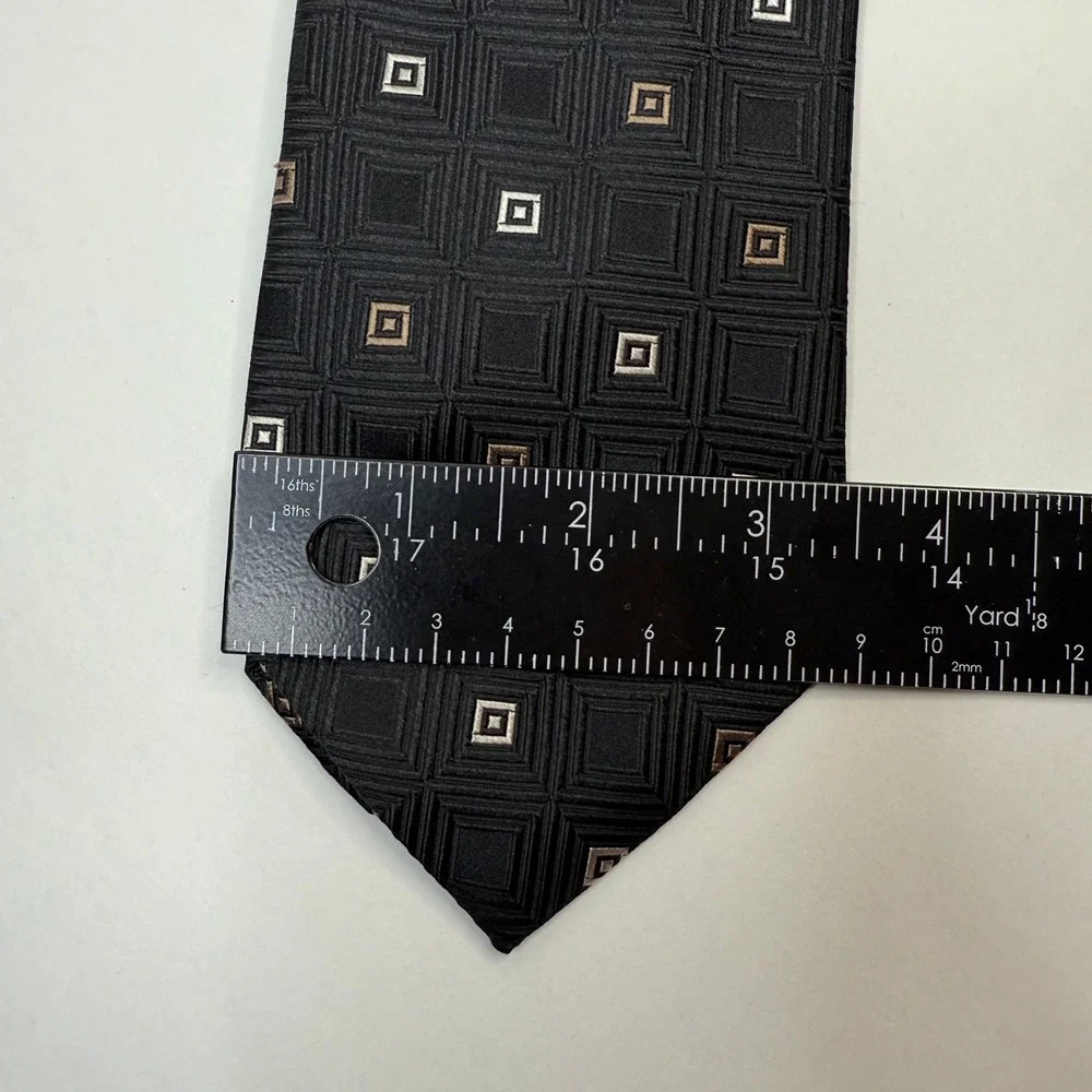 Michael Kors Necktie 100% Silk‎ Black Geometric